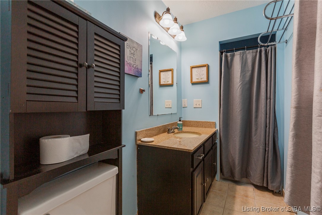 6204 Eric Drive Floyds Knobs, IN 47119 - Photo 24 of 40