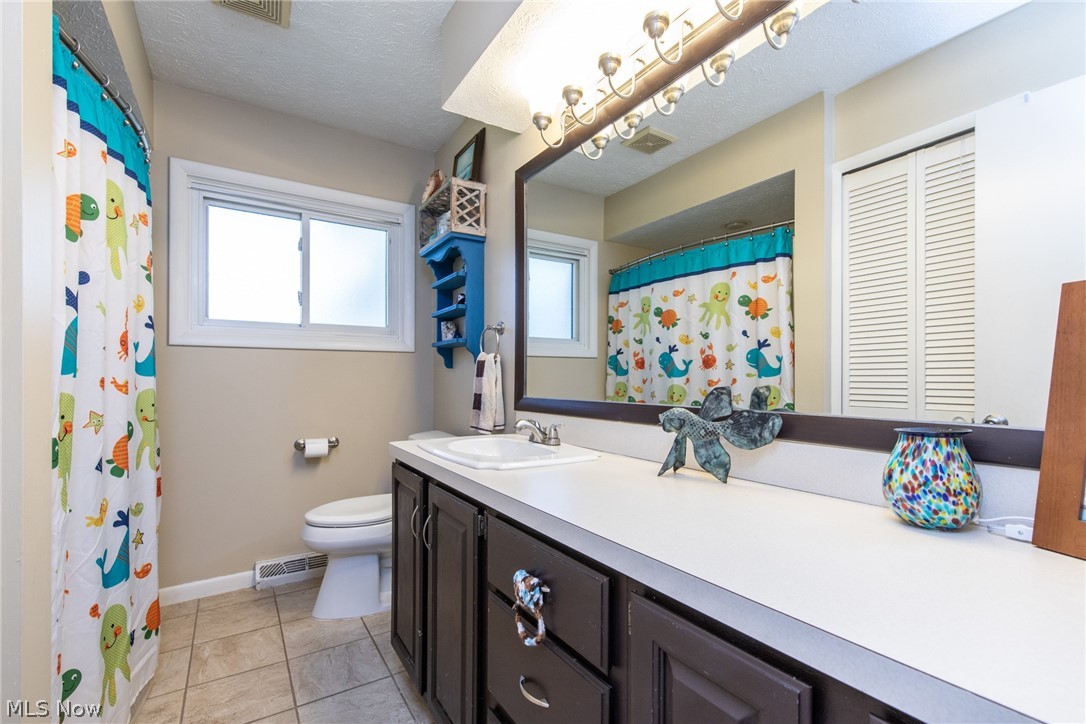 32815 Baldwin Road Solon, OH 44139 - Photo 22 of 35