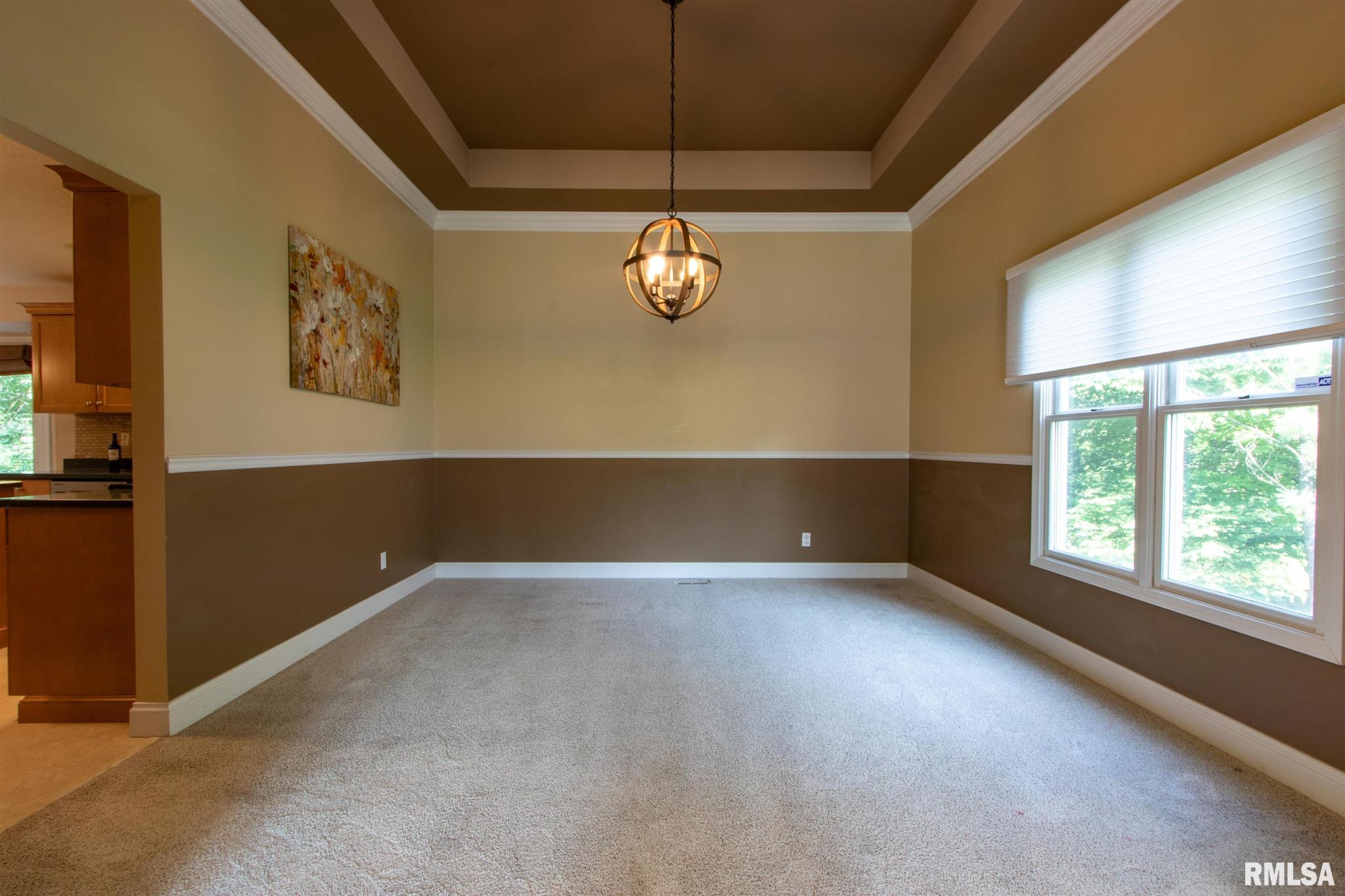 5301 North Rothmere Drive Peoria, IL 61615 - Photo 6 of 41