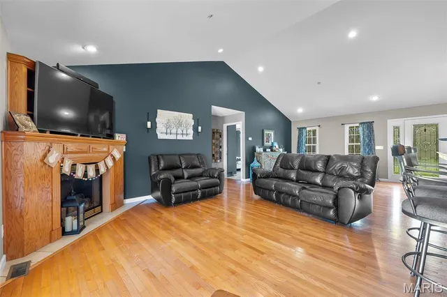 $460,000 | 661 County Road 261, Oran, MO 63771