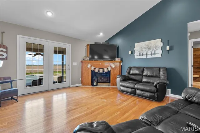 $460,000 | 661 County Road 261, Oran, MO 63771