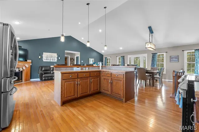 $460,000 | 661 County Road 261, Oran, MO 63771