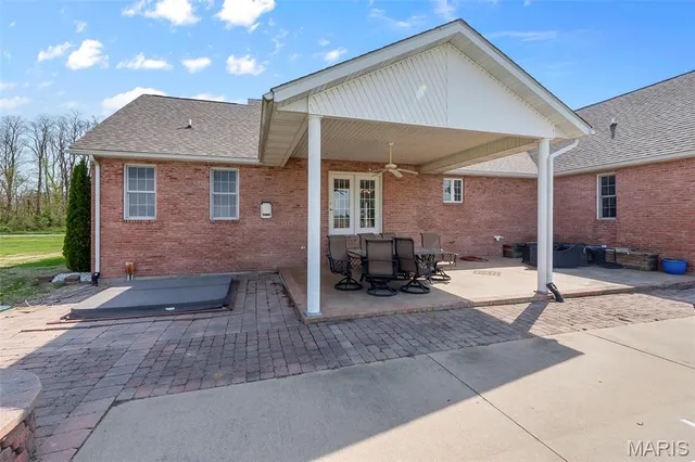 $460,000 | 661 County Road 261, Oran, MO 63771