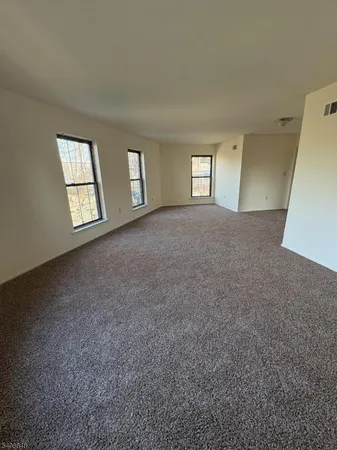 $2,200 | 181 Long Hill Road, Unit 8, Little Falls, NJ 07424