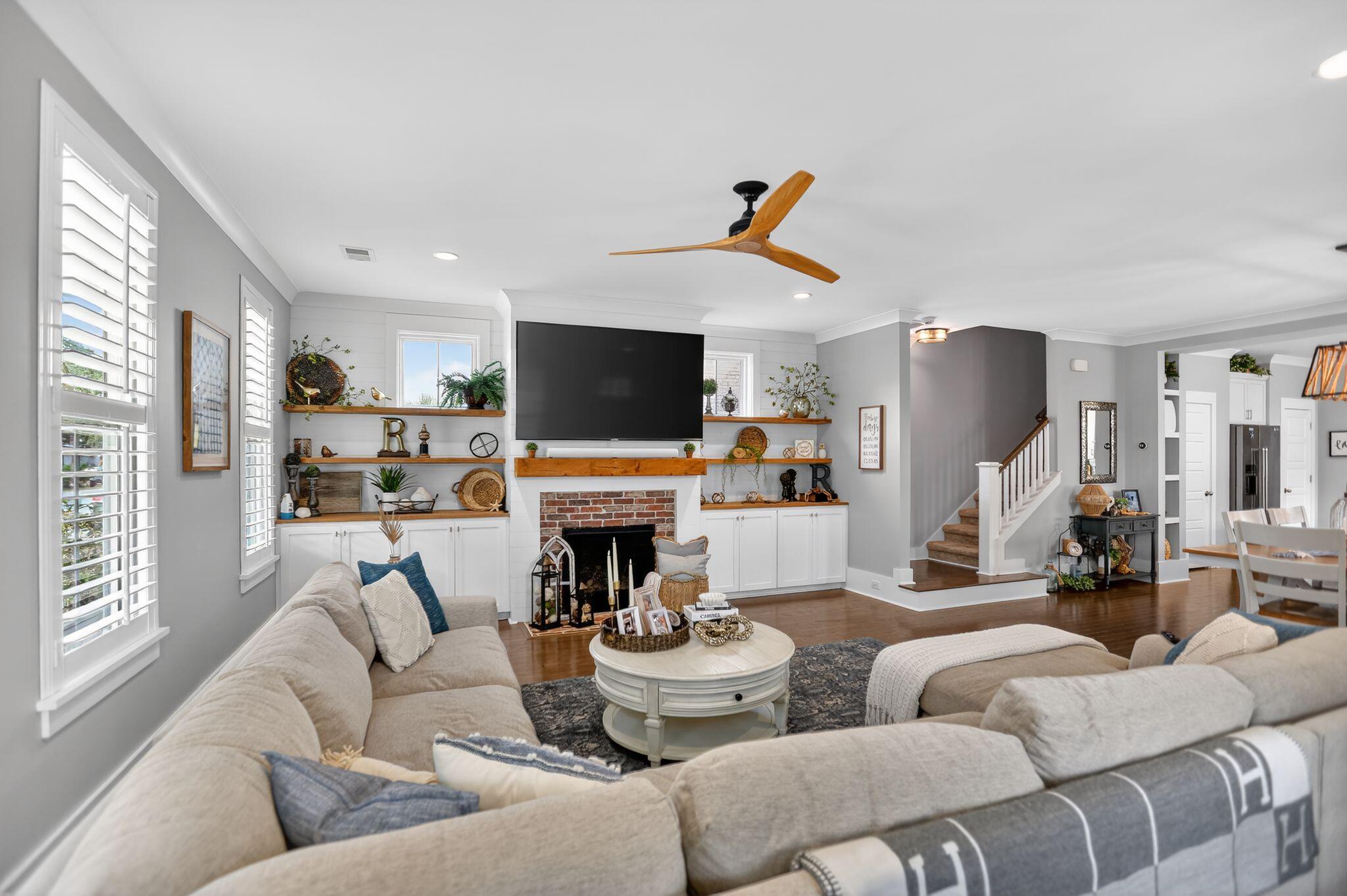 706 Kent Street Mount Pleasant, SC 29464 - Photo 8 of 53 Tom Rummel - 6