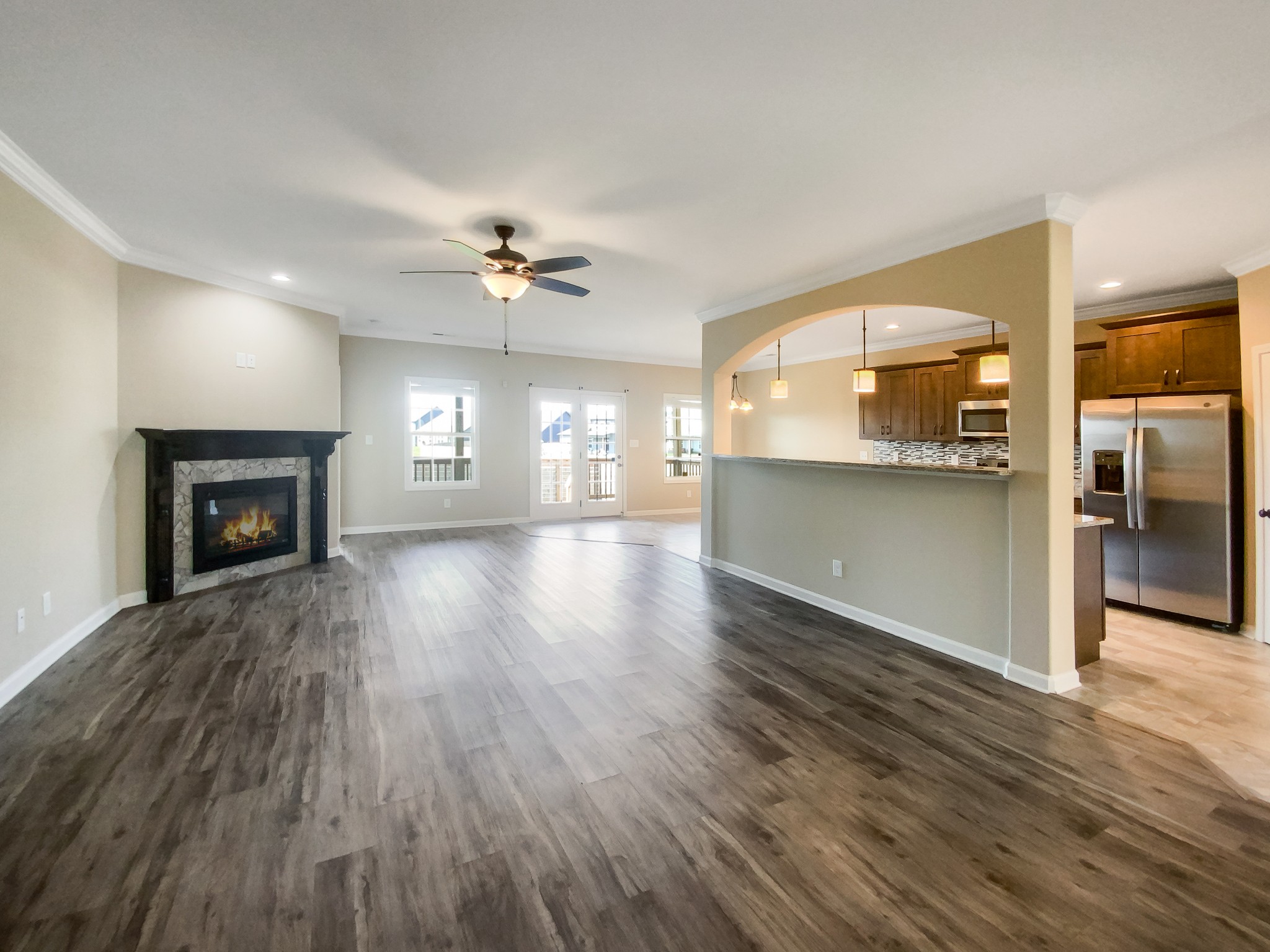 210 Elwell Road Clarksville, TN 37042 - Photo 3 of 24 Gallery Image 3