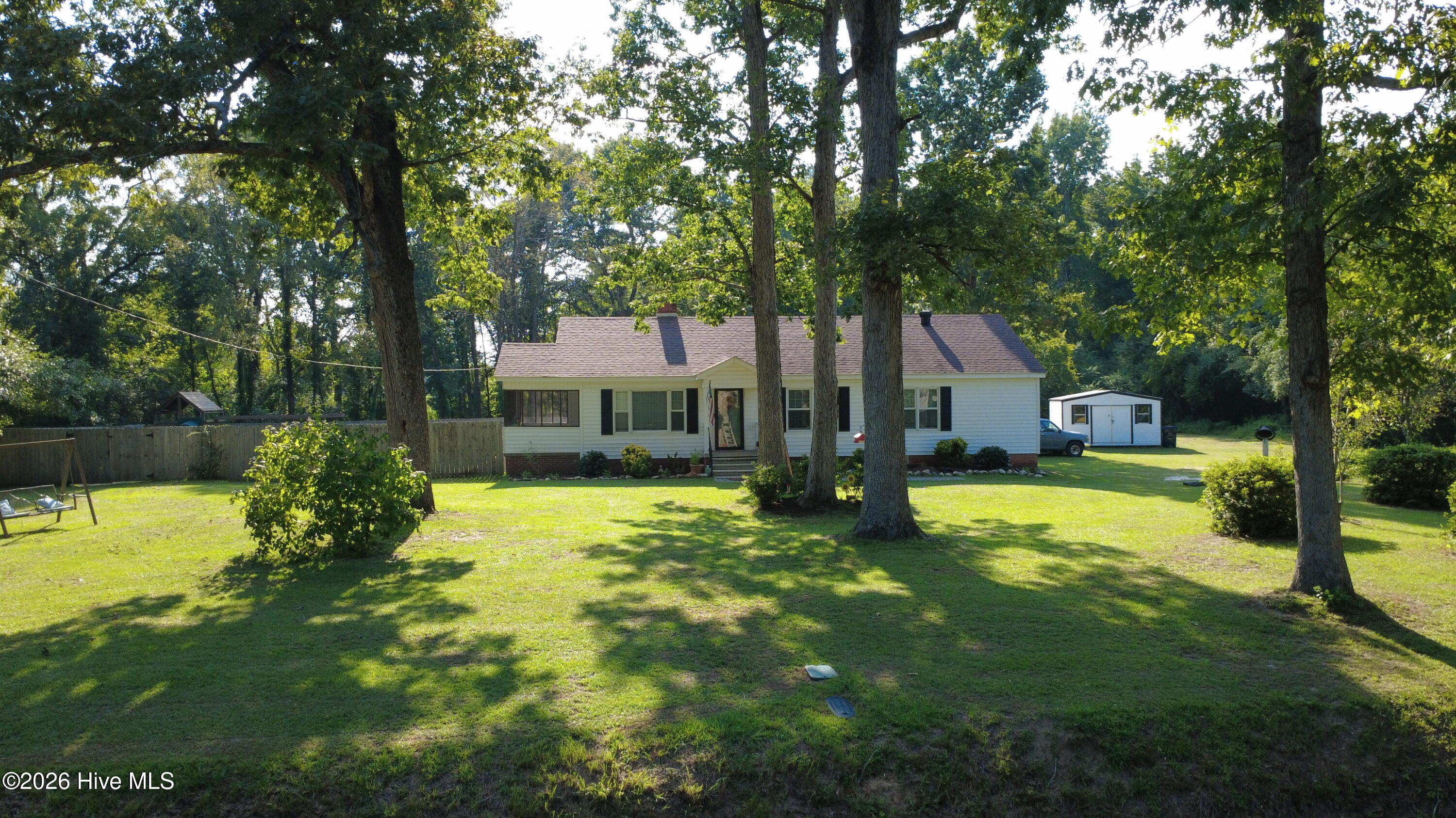 225 Grady Road Clinton, NC 28328 - Photo 3 of 17 Gallery Image 3