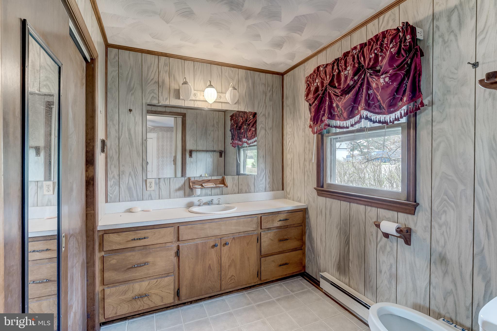 12045 Scaggsville Road Fulton, MD 20759 - Photo 31 of 58 Bathroom