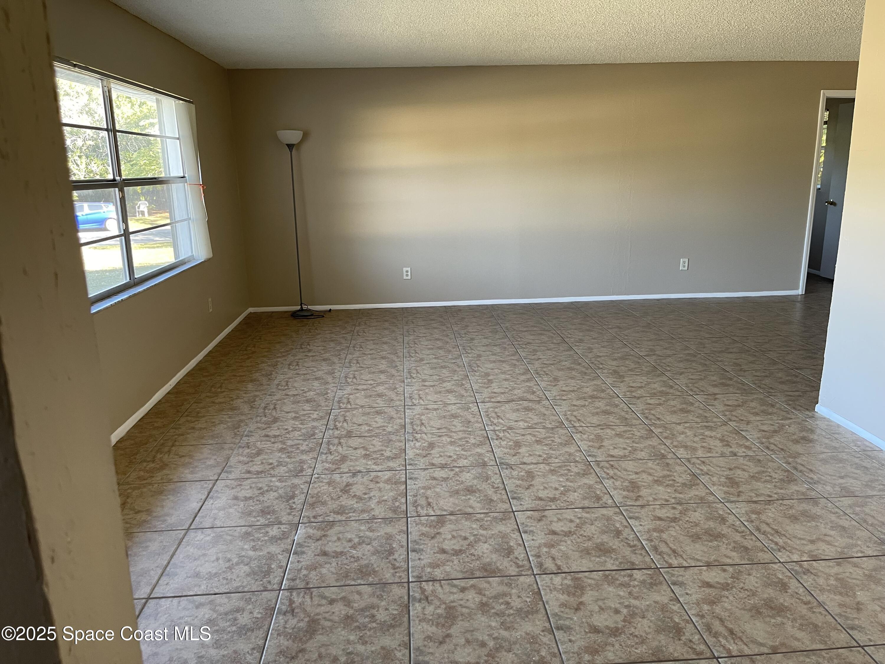 2818 Cameron Street Melbourne, FL 32901 - Photo 4 of 15 IMG_8383