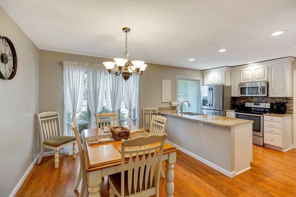 3071 Springfield Villas Anderson, SC 29626 - Photo 11 of 48 Dining Kitchen