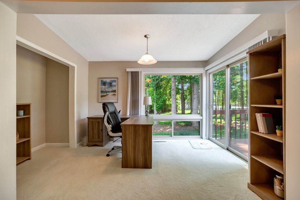3071 Springfield Villas Anderson, SC 29626 - Photo 23 of 48 Sitting area off master