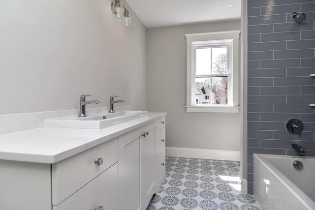 $2,350,000 | 2 Emerald Drive, Hopkinton, MA 01748