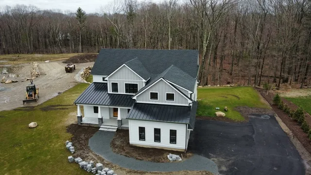 $2,350,000 | 2 Emerald Drive, Hopkinton, MA 01748