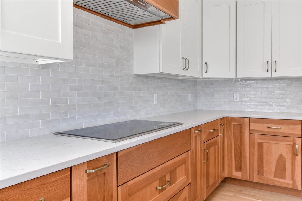 2 Emerald Drive Hopkinton, MA 01748 - Photo 8 of 42