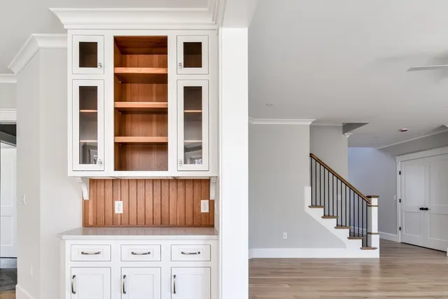 $2,350,000 | 2 Emerald Drive, Hopkinton, MA 01748