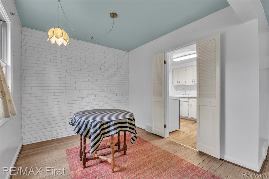 1974 Graefield Road Birmingham, MI 48009 - Photo 7 of 24 Gallery Image 7