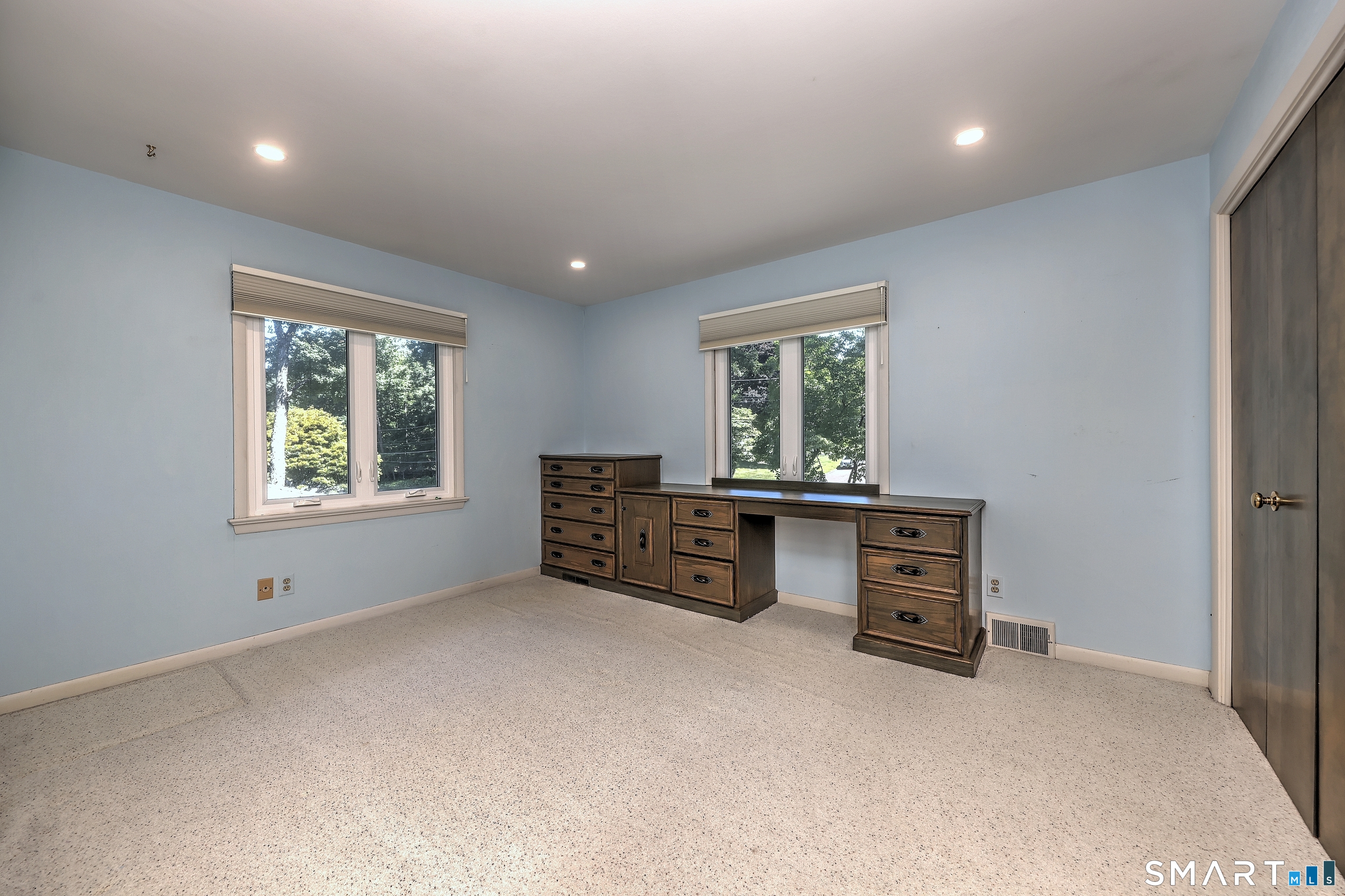 24 Inverness Road Trumbull, CT 06611 - Photo 26 of 40 Gallery Image 26