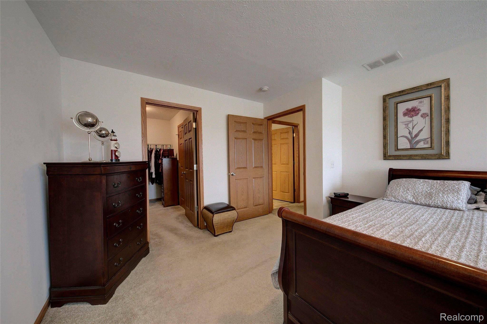 831 Laplaisance Road Monroe, MI 48161 - Photo 13 of 36 4H8A6467_8_9.jpg