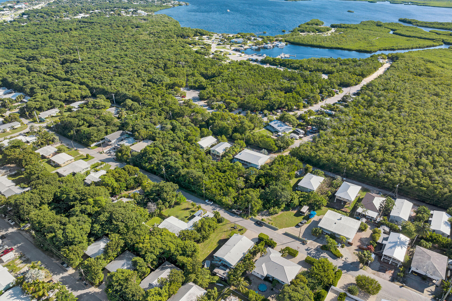 993 Gibraltar Road Key Largo, FL 33037 - Photo 9 of 14