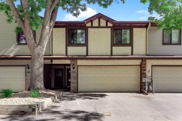 $199,000 | 8709 Maplebrook Parkway North, Brooklyn Park, MN 55445