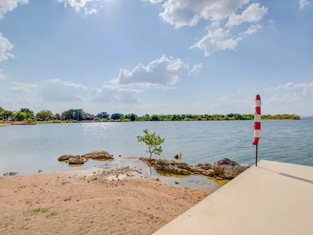 $1,200,000 | 716 North Chaparral, Burnet, TX 78611