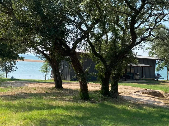 $1,200,000 | 716 North Chaparral, Burnet, TX 78611