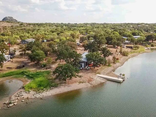 $1,200,000 | 716 North Chaparral, Burnet, TX 78611