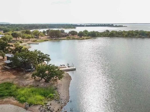 $1,200,000 | 716 North Chaparral, Burnet, TX 78611