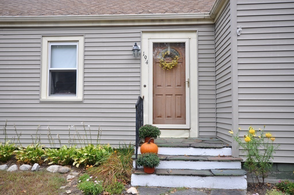 194 Great Road Maynard, MA 01754 - Photo 2 of 22 Gallery Image 2