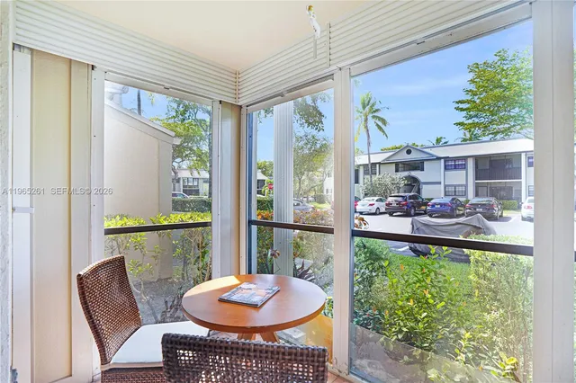 $209,000 | 927 Northeast 199th Street, Unit 104, Miami, FL 33179