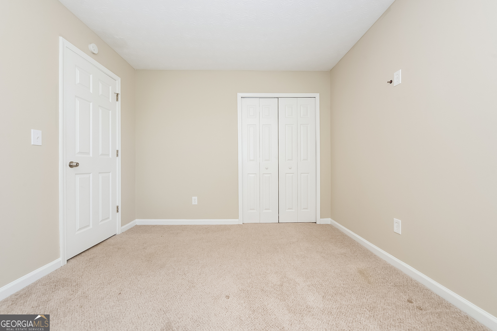 1343 Wimbleton Cove Hampton, GA 30228 - Photo 11 of 17 a view of an empty room