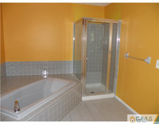 223 Nebula Road Piscataway, NJ 08854 - Photo 14 of 17