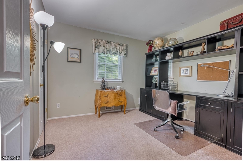 31 Shephard Way Bernards, NJ 07920 - Photo 18 of 30