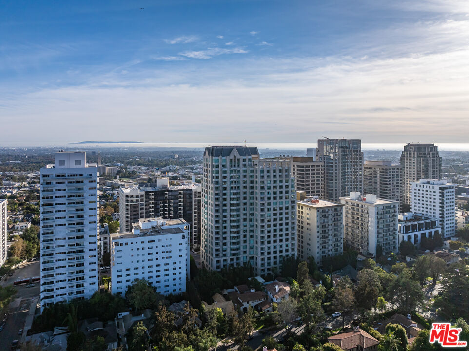 10727 Wilshire Boulevard, Unit 1702 Los Angeles, CA 90024 - Photo 2 of 43 a view of a city with tall buildings
