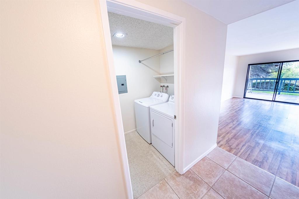 2374 Caringa Way Carlsbad, CA 92009 - Photo 22 of 41