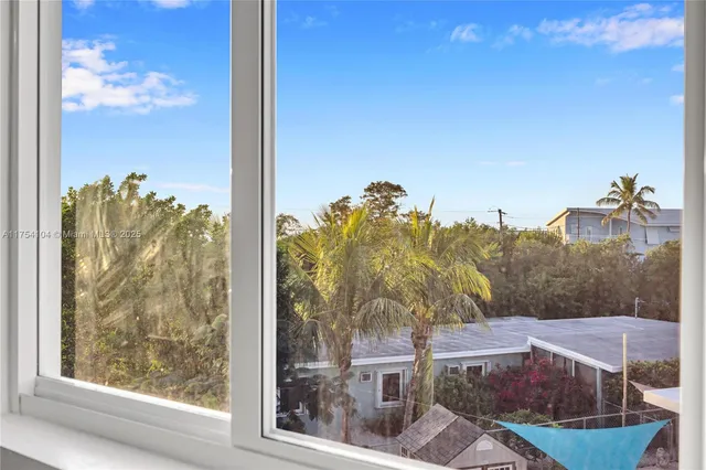 $4,000 | 9 Gulf Drive, Key Largo, FL 33037