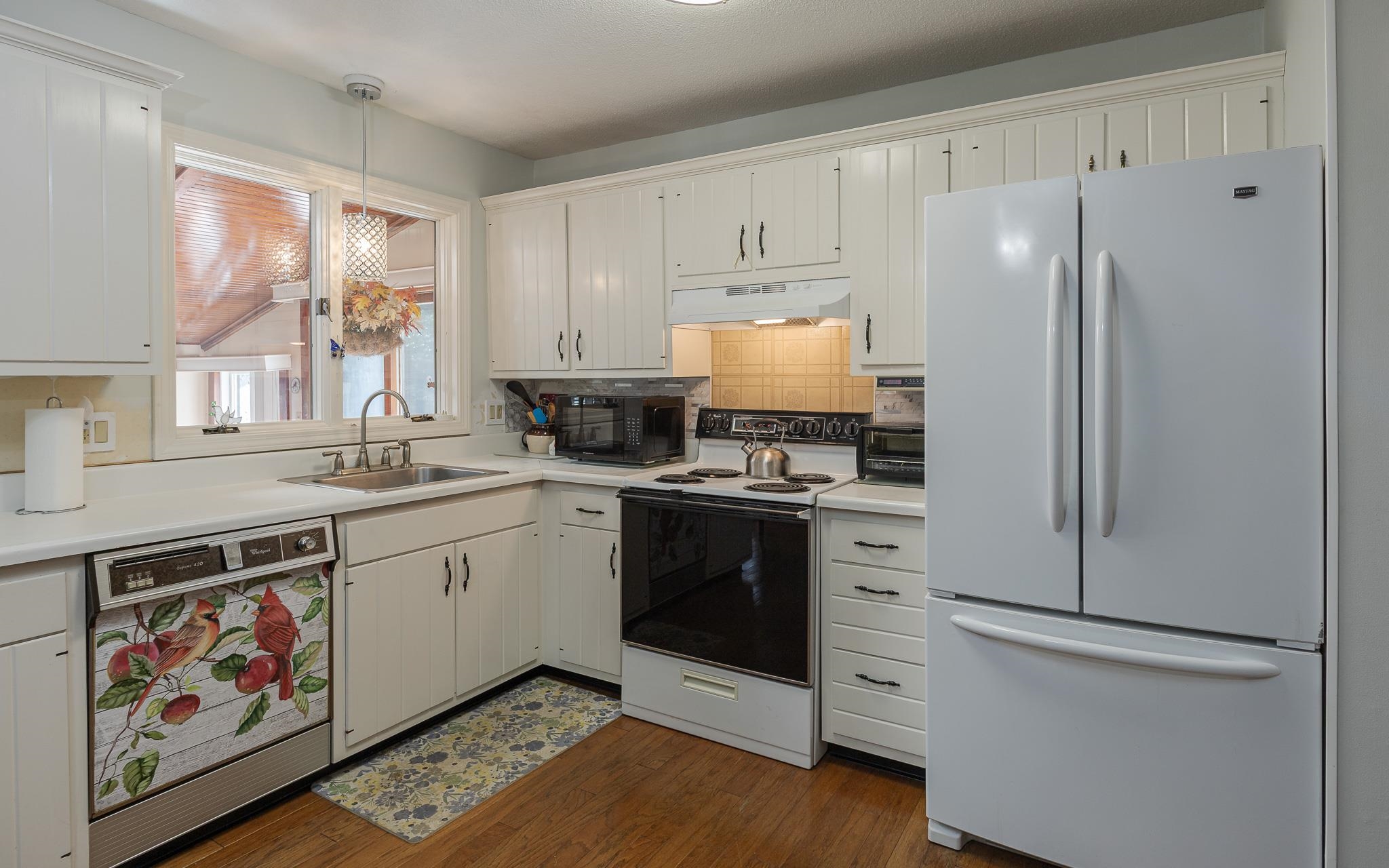 636 Court Street Keene, NH 03431 - Photo 20 of 38