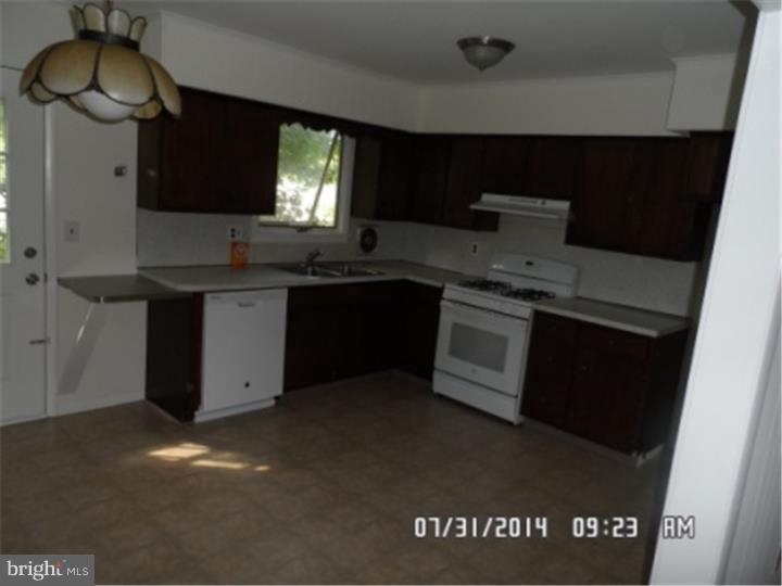 670 Spring Street Bristol, PA 19007 - Photo 10 of 14 Gallery Image 10