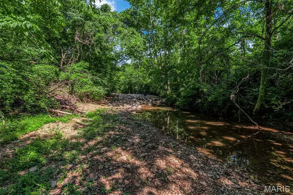 $1,200,000 | 671 Birkhead Road, Winfield, MO 63389