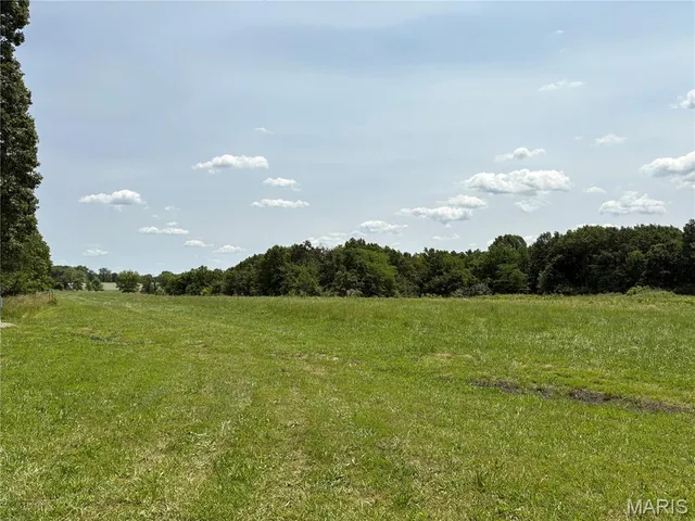 $1,200,000 | 671 Birkhead Road, Winfield, MO 63389