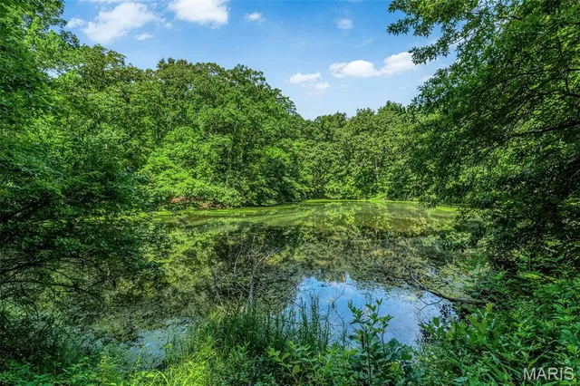 $1,200,000 | 671 Birkhead Road, Winfield, MO 63389