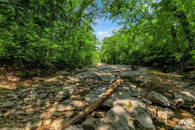 $1,200,000 | 671 Birkhead Road, Winfield, MO 63389