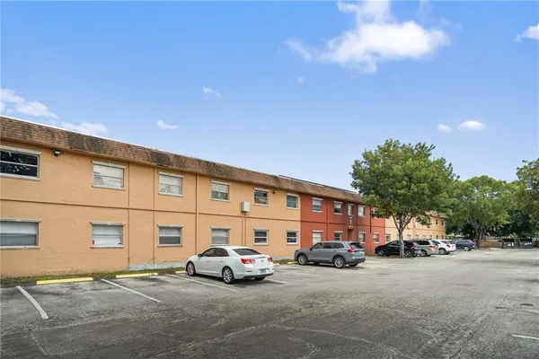 $168,000 | 101 Northeast 41st Street, Unit F101, Oakland Park, FL 33334