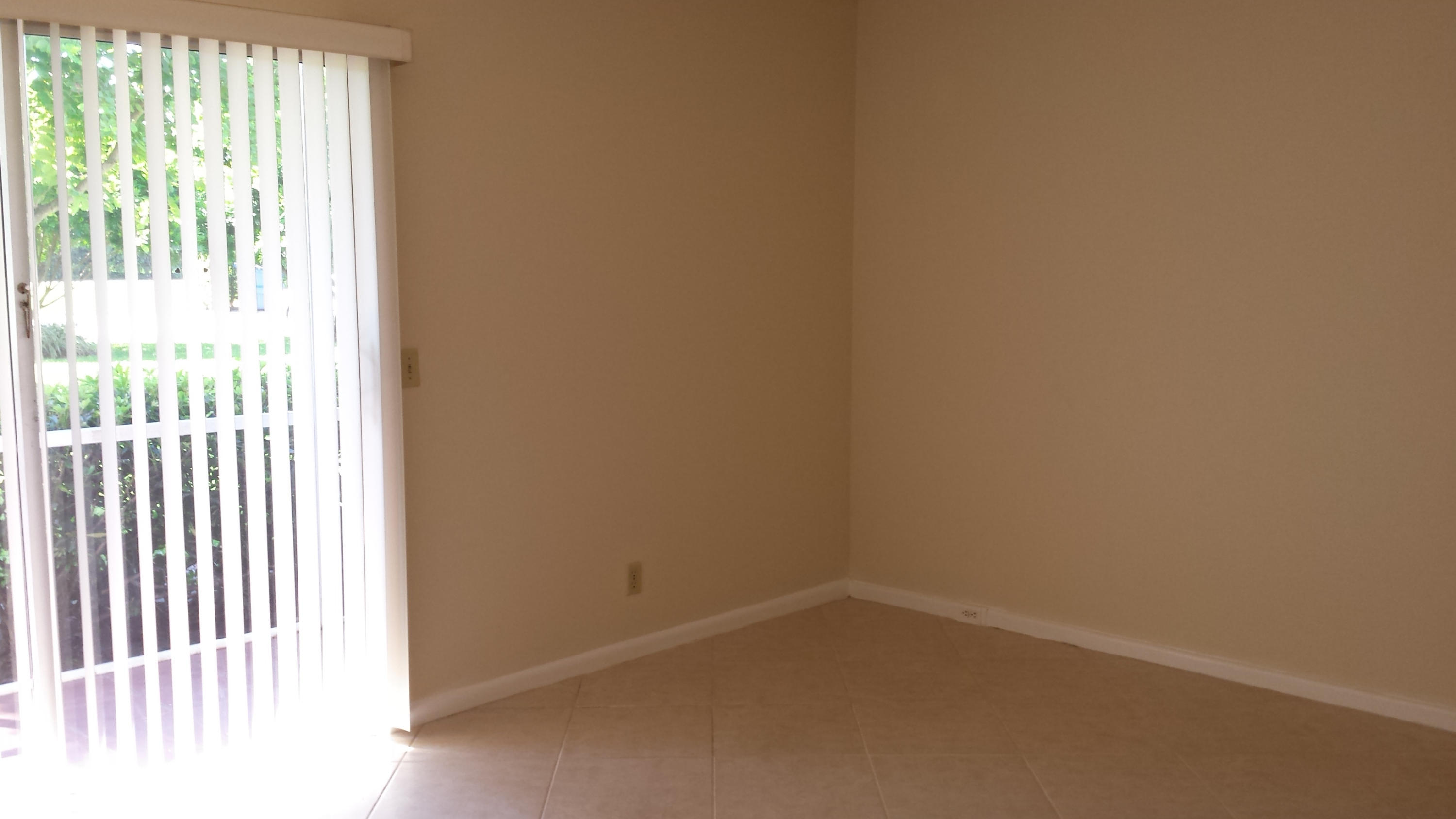 170 Fanshaw East, Unit 170 Boca Raton, FL 33434 - Photo 8 of 10 2014-10-16 11