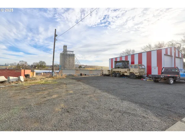$59,499 | 105 Main Street, Moro, OR 97039