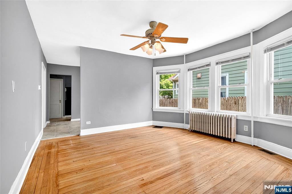 423 Closter Dock Road Closter, NJ 07624 - Photo 5 of 40