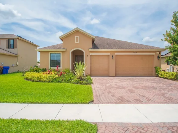 $375,000 | 10105 Verona Manor, Vero Beach, FL 32966