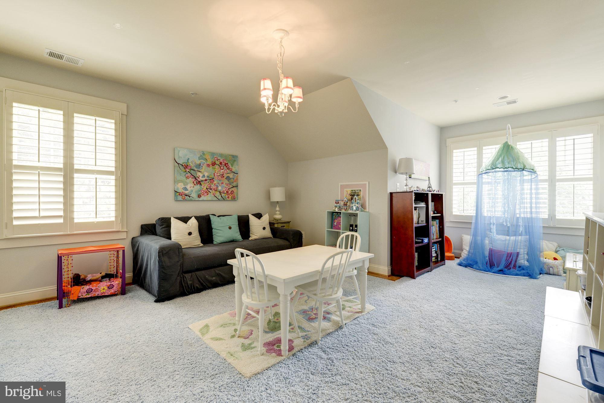 6609 Pyle Road Bethesda, MD 20817 - Photo 20 of 37 Upper Level - Bedroom #2