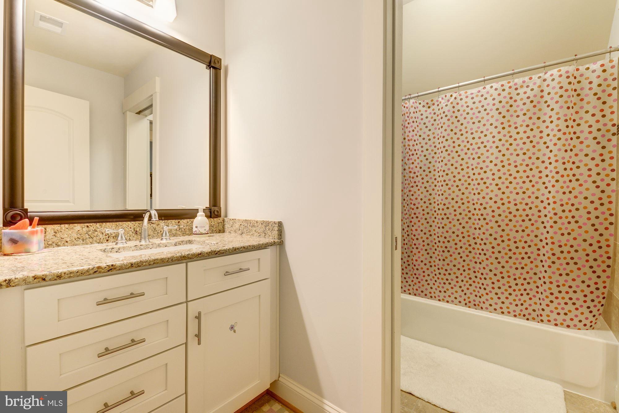 6609 Pyle Road Bethesda, MD 20817 - Photo 22 of 37 Upper Level - Dual Entry Full Bath