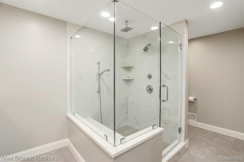 3125 Summit Ridge Drive Rochester Hills, MI 48306 - Photo 20 of 46